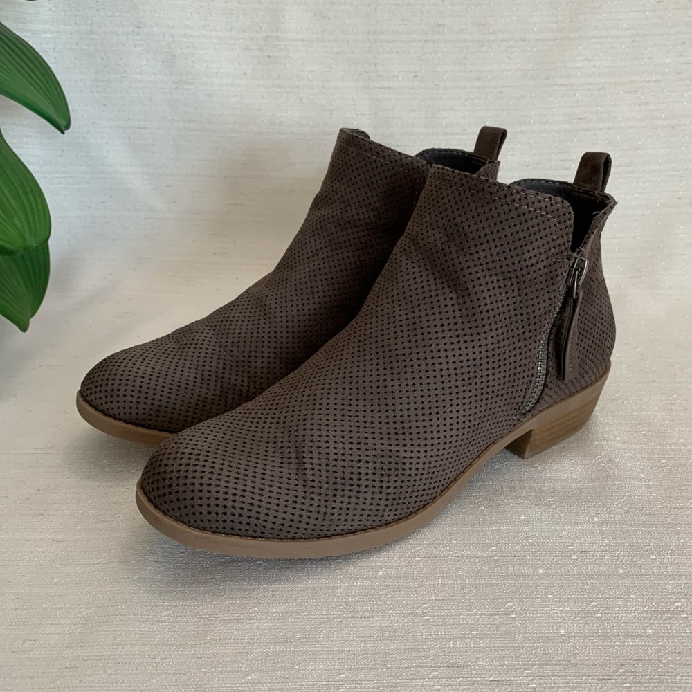 Universal Thread Dylan Gray Microsuede Ankle Boot… - image 1